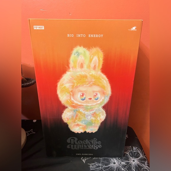 100% Authentic POPMART Labubu Big Into Energy Rock the Universe Vinyl Plush Doll - Picture 3 of 7